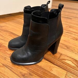 Sam Edelman Chelsea boots